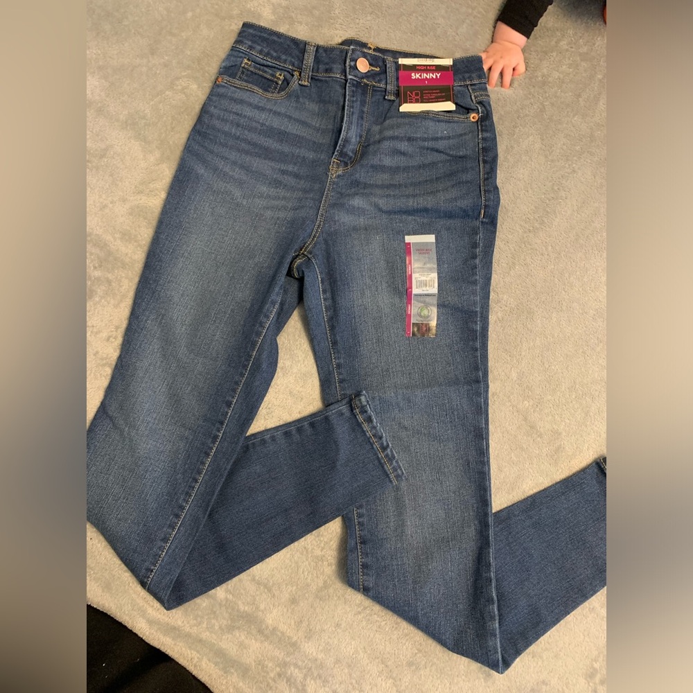 No Boundaries Women's Skinny Jeans in Blue